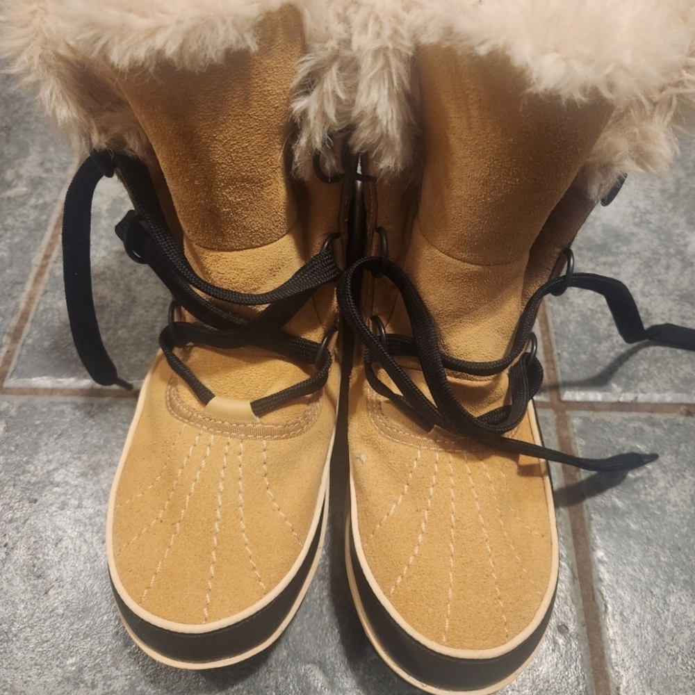 Sorel Tivoli II Winter Boots